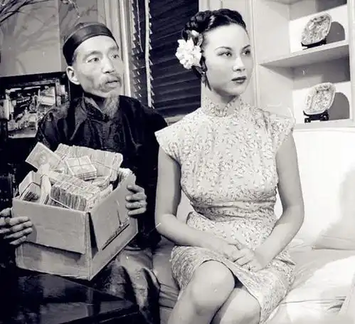 民国奇女子余美颜,4年竟睡遍了3000位男子,28岁为何跳海自杀