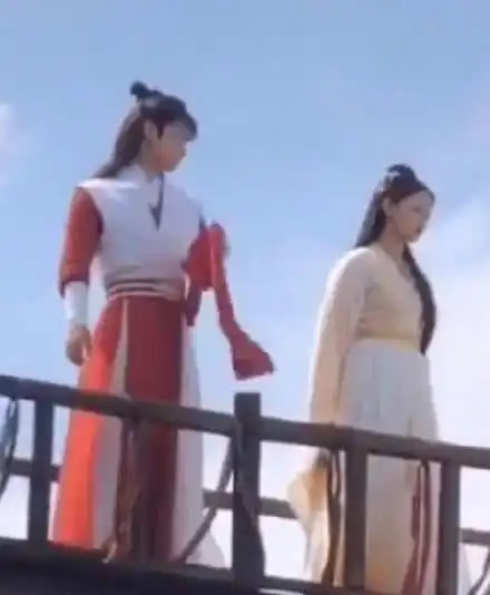 杨超越新剧路透图冰清玉洁,神似赵丽颖,搭档的男主像翻版霍建华