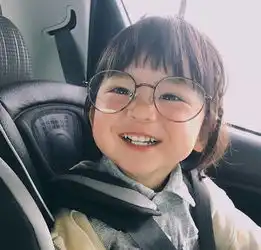 这个妈妈生了一个男孩,竟然比女孩还漂亮,全部人都惊呆了