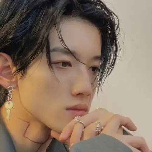 一组值得收藏的微信头像,请签收