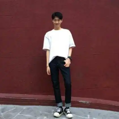 qq男生霸气超拽酷,静静看着空气感受一切