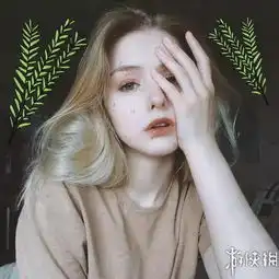 俄罗斯小姐姐长着一副精致娃娃脸人美声甜完美身材