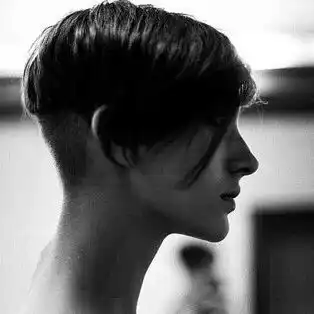 有哪些适合做头像的欧美帅哥照片