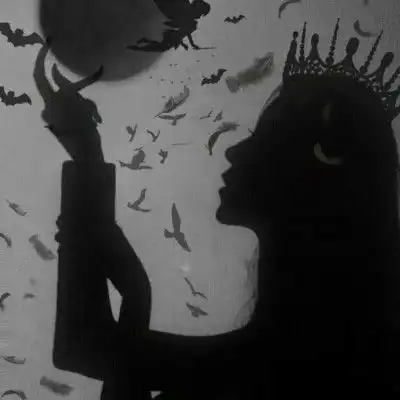 黑白背影头像女生侧脸女生伤感的头像合集