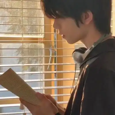 超级耐看又很撩人的男生头像合集耐看高清的男生气质好看的头像