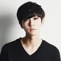 qq一个人的男生头像4张急求再来4个差不多的分组4个差不多的网名4个差不多的个性签名