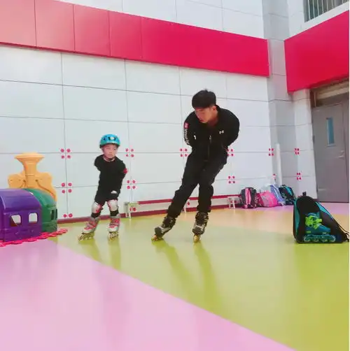 队员风采阳光帅气的超级果曾啸岩