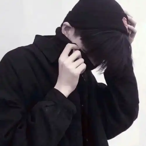 黑暗时光伤感男生头像图片扣扣居