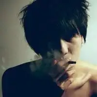 坚强到你心疼意境唯美的伤感男生头像