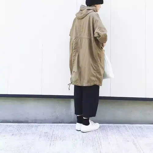 日系穿搭适合高个子女生和短发女生的中性风穿搭