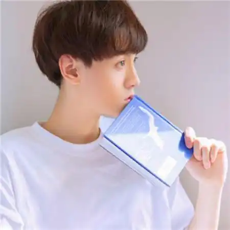 男生帅气的头像真人,颜值很高的帅气男生小清新的