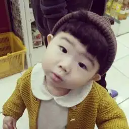 那个像曹格的女儿的韩国小男孩的名字是什么