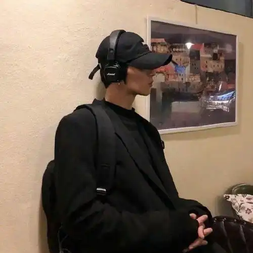 一批个性微信头像