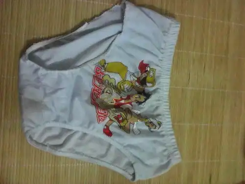 我15岁男孩请问可以穿这样的卡通内裤嘛,我挺喜欢的,呜呜呜