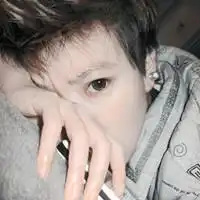 跪求一个给力的qq男生高清头像