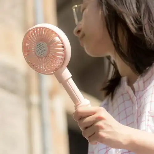 小仙女都在用的抖音消暑神器充电一次,使用一整天,随时随地畅享清凉