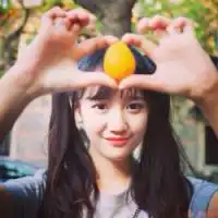 我闺蜜比我好所以他爱她唯美混搭女生qq头像