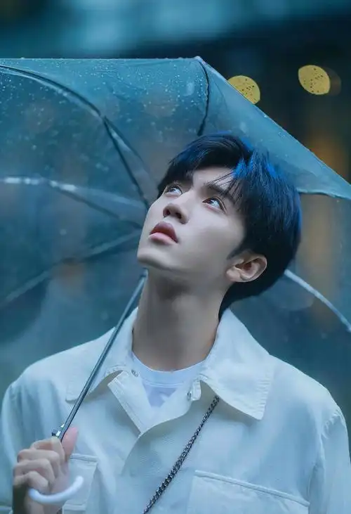 檀健次唱桃花血憋不住一点檀健次桃花血古风韵味浓,情感直击灵魂深处