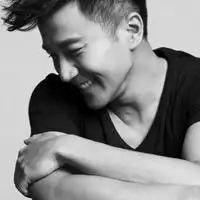 qq头像刘恺威,帅不明星