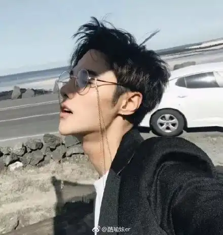 出门前造型2分钟,定型一晚上