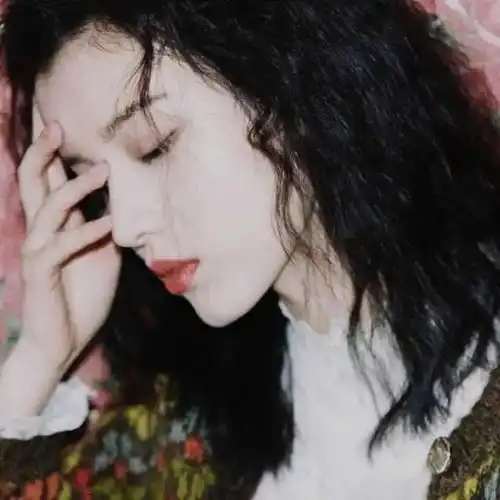 女生头像世界上最开心的事情,莫过于为理想而奋斗