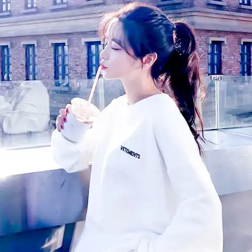 高清情侣头像真人一人一半溶图系美化版非常清晰的