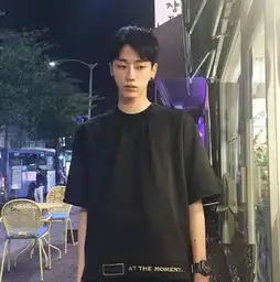 这个男模叫什么名字