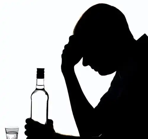 为什么说不抽烟不喝酒的男人才最可怕原因有三