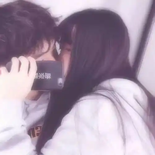 情侣头像丨相似的灵魂很多,合拍的却很少壁纸