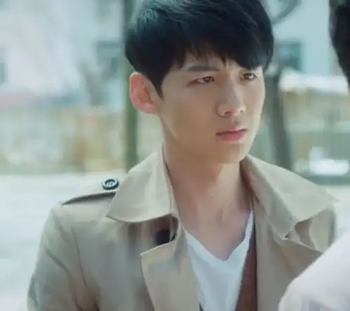 白敬亭jingtingbai图片