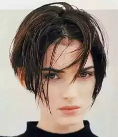 2018瘦脸短发发型这几款短发超显脸瘦