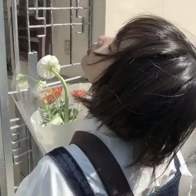 干净且三观正的文案