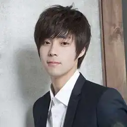 十五款日本男生最爱的发型男生好看的中长发发型5