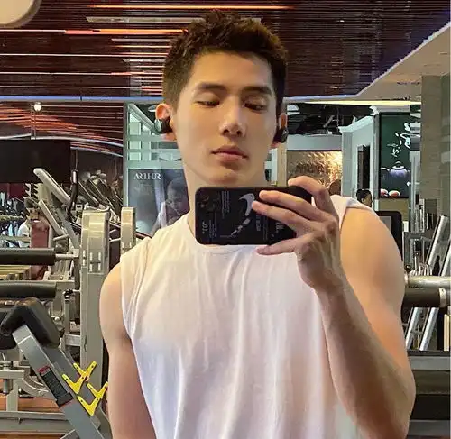 撒野男主定了王安宇搭档范丞丞,为何他的争议这么大