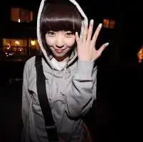 求姐妹网名和姐妹头像要非主流的或者清纯的必须是真人的哦好的再加分哦