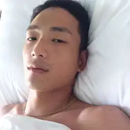 丑模当道时尚圈的亚裔男模全是偶像派