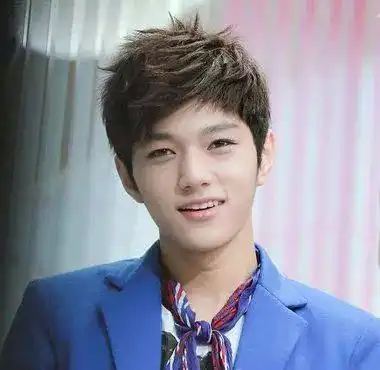 13款最新潮男发型设计图片