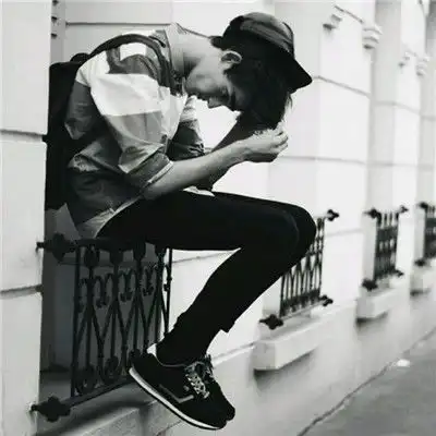 陌陌头像男生霸气十足最新精选除了恋爱其他的免谈.