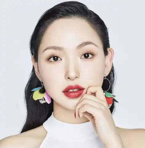 单眼皮有这几个特征的话,颜值碾压双眼皮高级脸安排