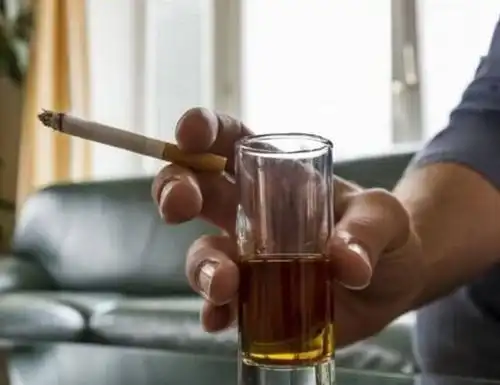 男性衰老,头先知过了45岁的男人,若都不占,值得炫耀