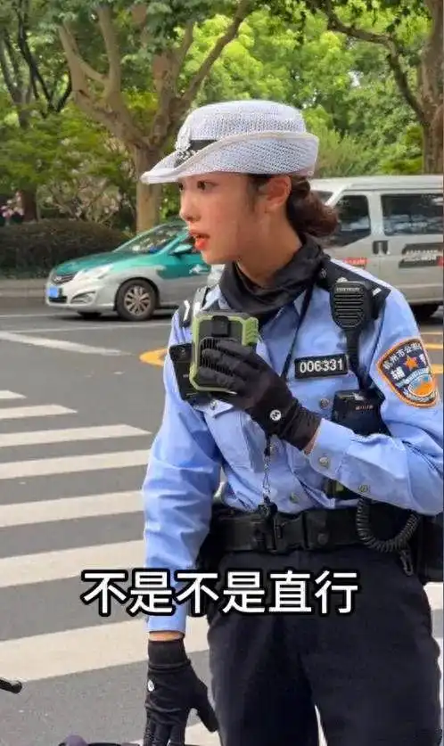 兔子警官也恋爱了李语蔚官宣恋情,网友男友长的太一般