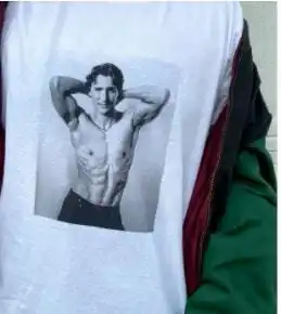 肌肉猛男特鲁多t恤在加拿大爆火,华人妹子爆料设计初衷哪款你最爱