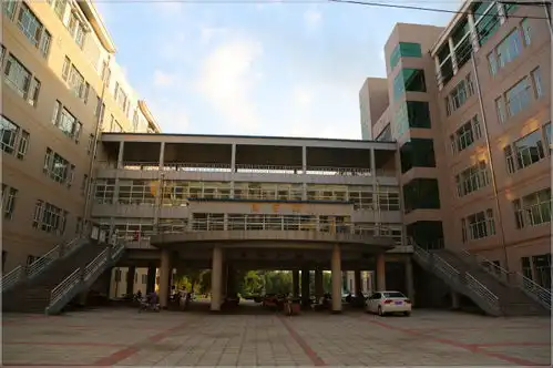 中国最霸气的大学,占地面积相当于85个清华,实力还很雄厚