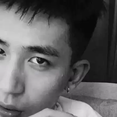 夕白丨你要逼自己变得优秀.