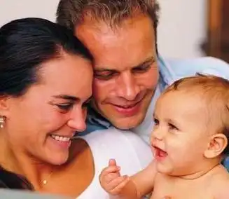 女孩像爸,男孩像妈,看完田亮一家,网友表示真相了