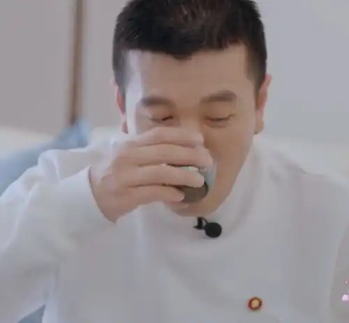 黄圣依婆婆重男轻女要媳妇伺候不舍得儿子孙女直呼黄圣依大名