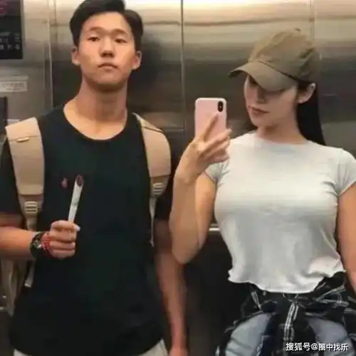 42岁韩国阿姨交往小自己14岁男友,只因为她颜值和年龄不符合