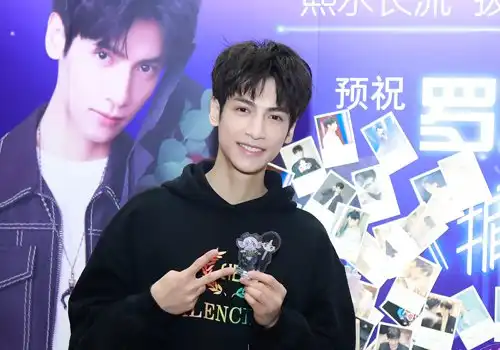 时下大学男生流行短发排行榜top5根据脸型挑短发呈现做最帅的自己