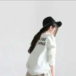 有没有谁知道这个相似头像的男生头像啊