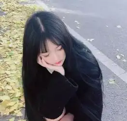 快手2大网红穿着一样衣服的杨清柠和允恩,你能分得出来么